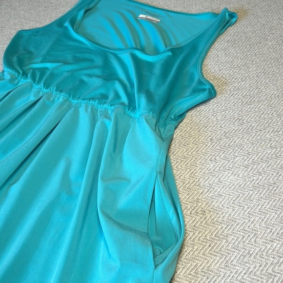 Columbia Omni Shade Sun Protection Teal Dress. Size Medium. - Picture 2 of 11
